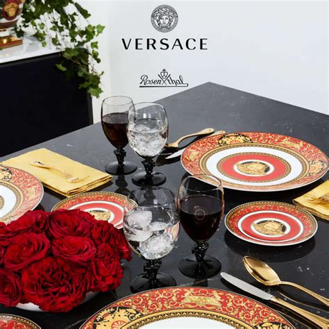 versace medusa red gedeck|Versace Medusa collection.